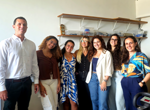Equipe de articulações corporativas com o professor Eduardo Portugal.
